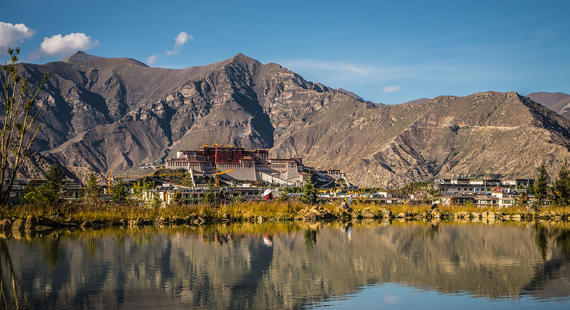 Potala Palace from distance