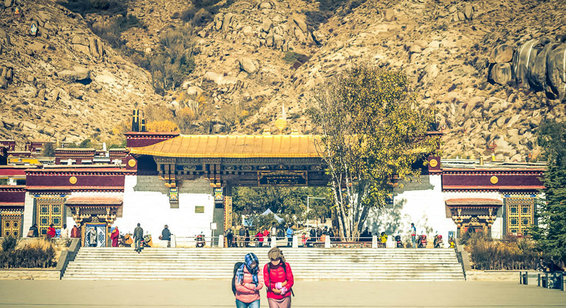 Sera Monastery from parking lot