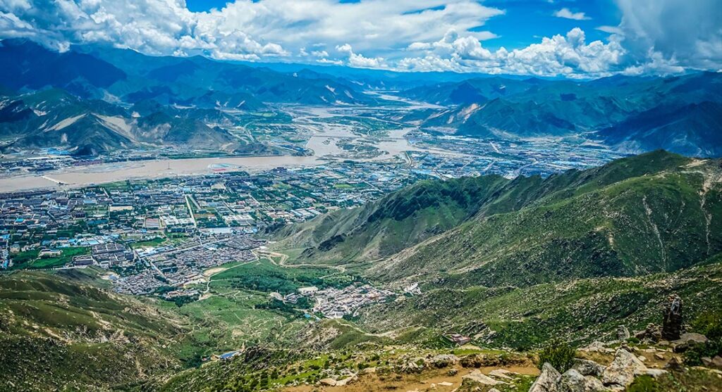 Kyichu River Valley from Gephel Utse